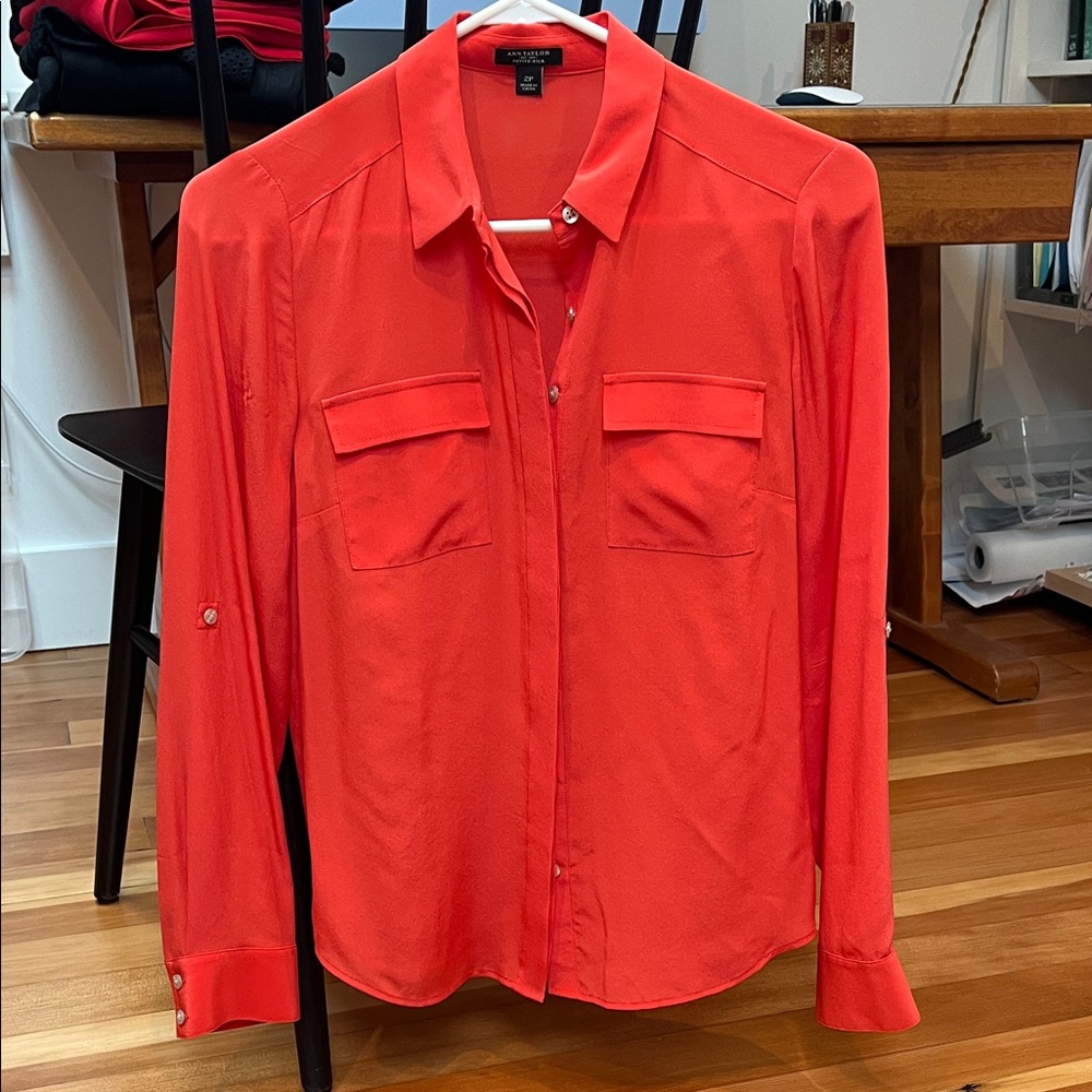 Ann Taylor silk blouse shirt coral petite 2P
